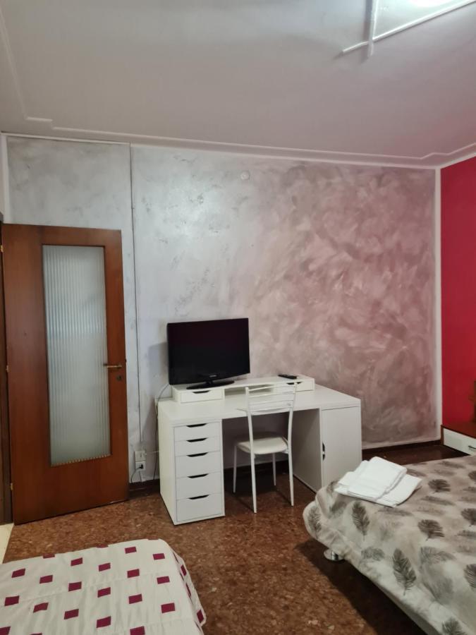 Landlady Airport Orio Bergamo Ida Hotel Орио ал Серио Екстериор снимка